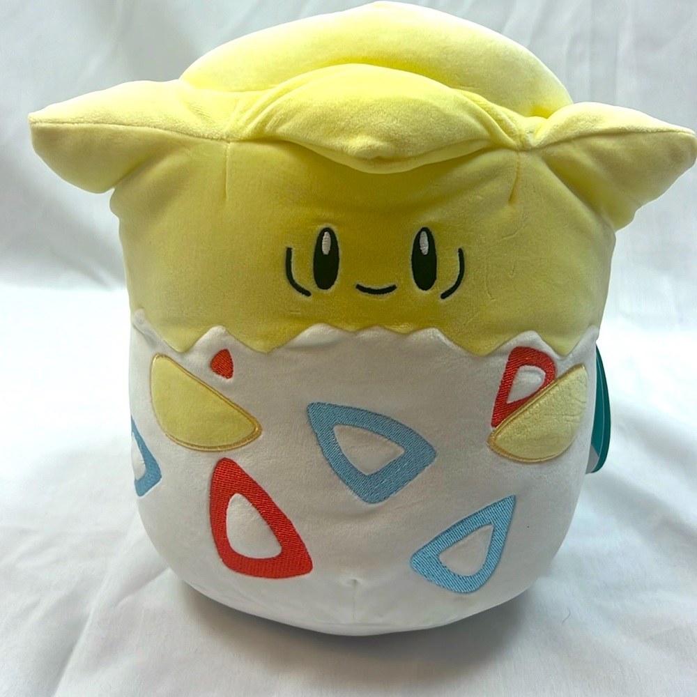 Pokémon Squishmellow Togepi NWT